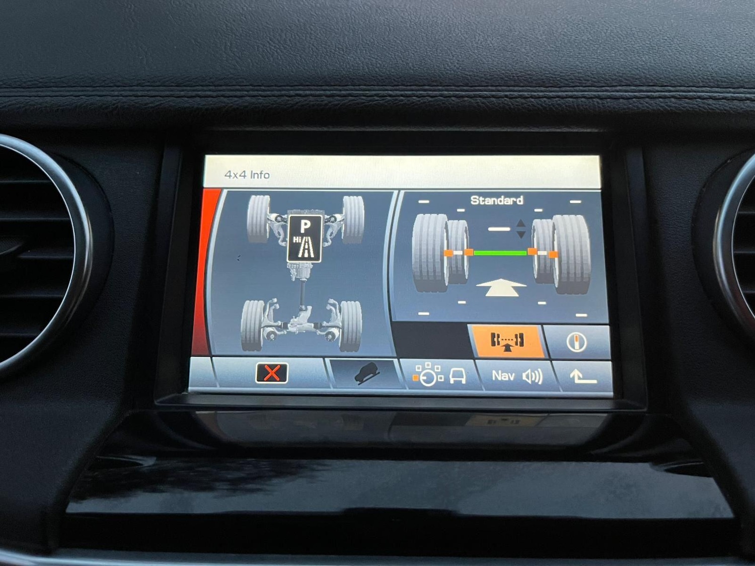 Used Land Rover Discovery 2010 for sale - 77737940: Photo 52