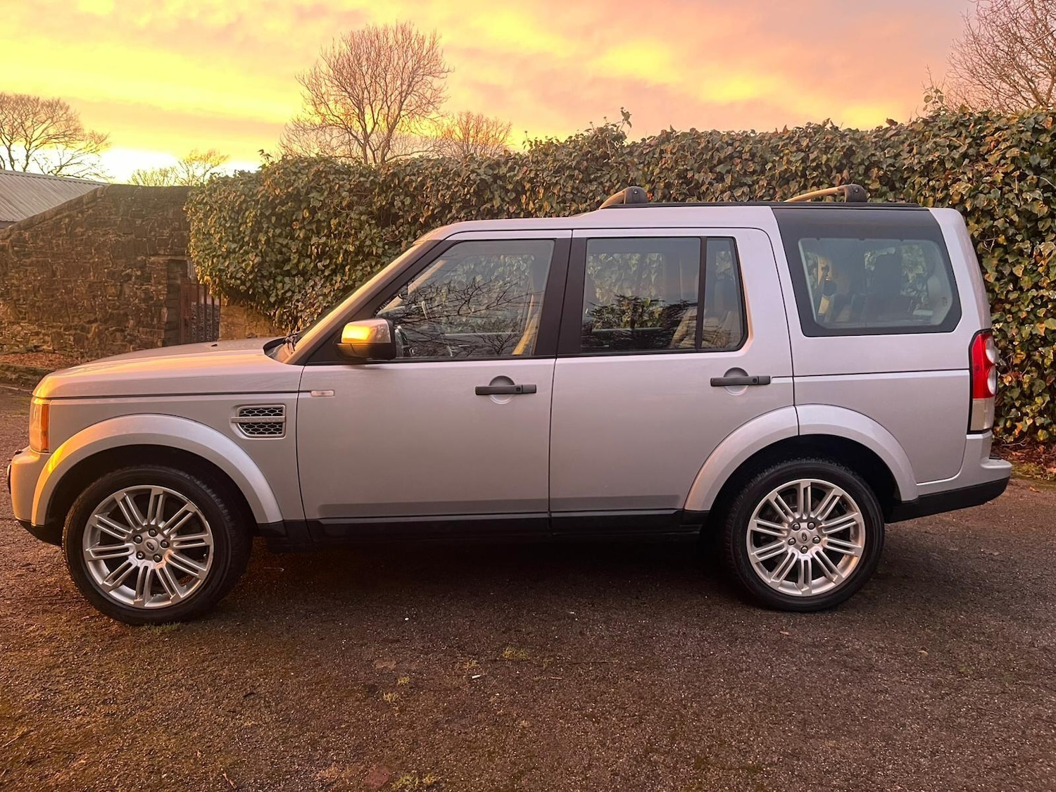 Used Land Rover Discovery 2010 for sale - 77737940: Photo 73