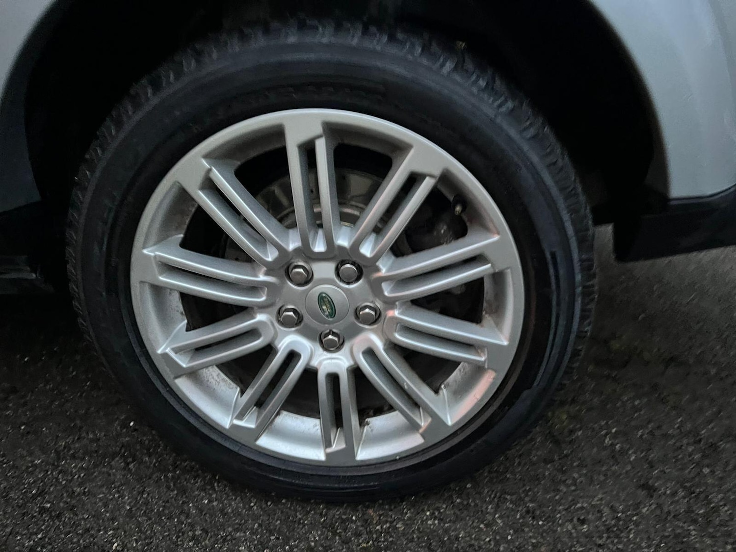 Used Land Rover Discovery 2010 for sale - 77737940: Photo 95