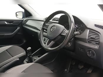 Used Skoda Fabia 2017 for sale - 79689479: Photo