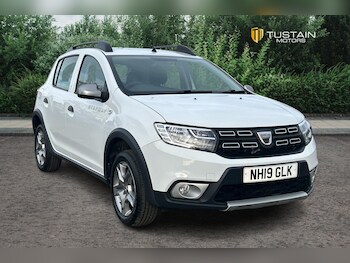 Used Dacia Sandero Stepway 2019 for sale - 76979014: Photo