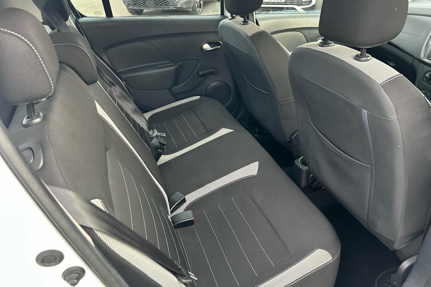 Used Dacia Sandero Stepway 2019 for sale - 76979014: Photo 24