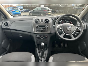 Used Dacia Sandero Stepway 2019 for sale - 76979014: Photo