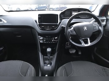 Used Peugeot 208 2018 for sale - 76705392: Photo