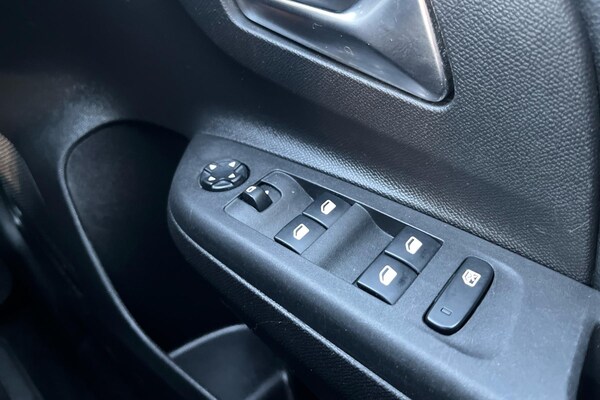 Used Vauxhall Corsa 2020 for sale - 73914957: Photo 20