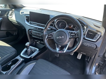 Used Kia Ceed 2022 for sale - 75405089: Photo