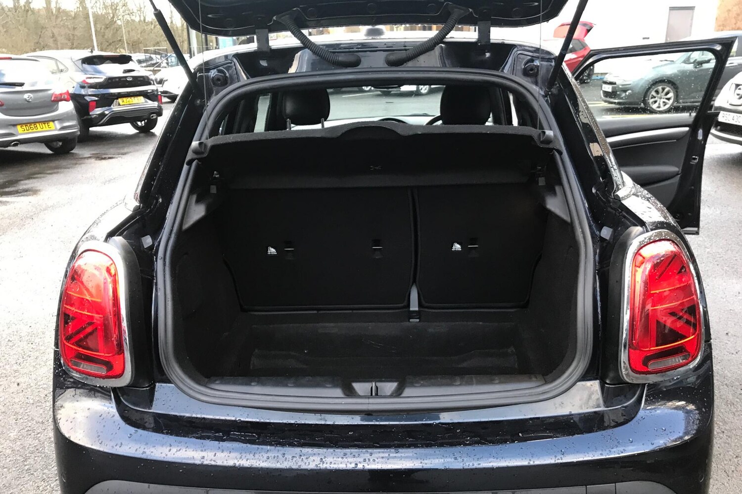 Used MINI Hatch 2022 for sale - 76931997: Photo 16