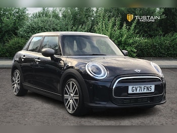 Used MINI Hatch 2022 for sale - 76931997: Photo