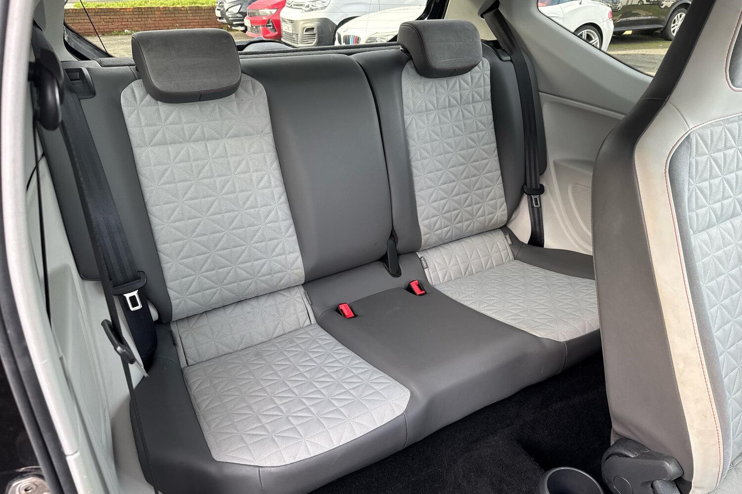 Used Volkswagen up! 2016 for sale - 77827788: Photo 18