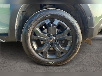 Used Dacia Duster 2023 for sale - 79163204: Photo
