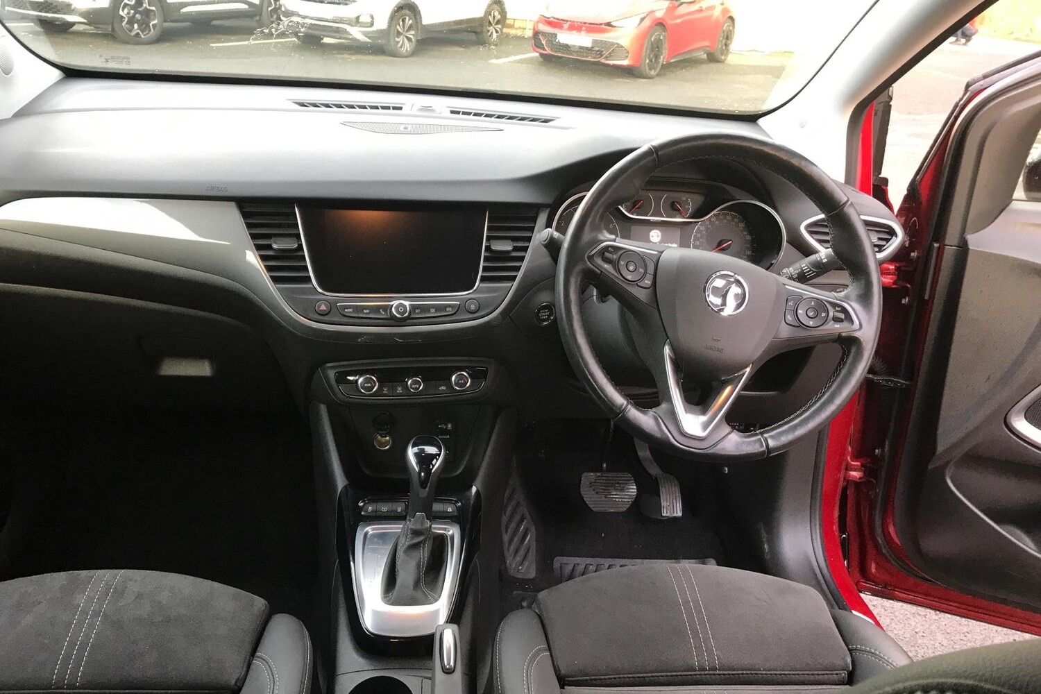 Used Vauxhall Crossland 2022 for sale - 77240030: Photo 4