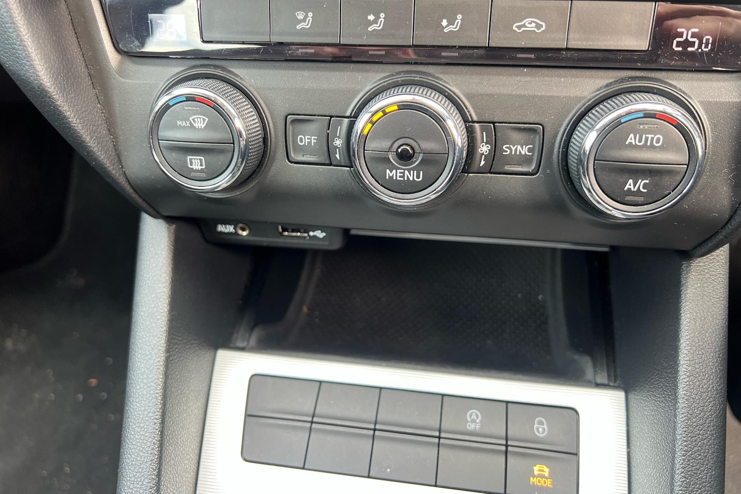 Used Skoda Octavia 2016 for sale - 76637117: Photo 16