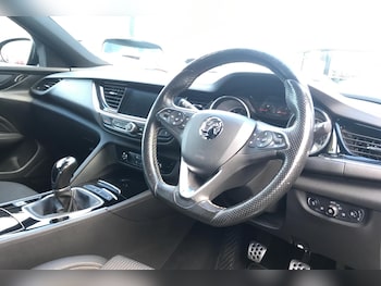 Used Vauxhall Insignia 2017 for sale - 76476214: Photo