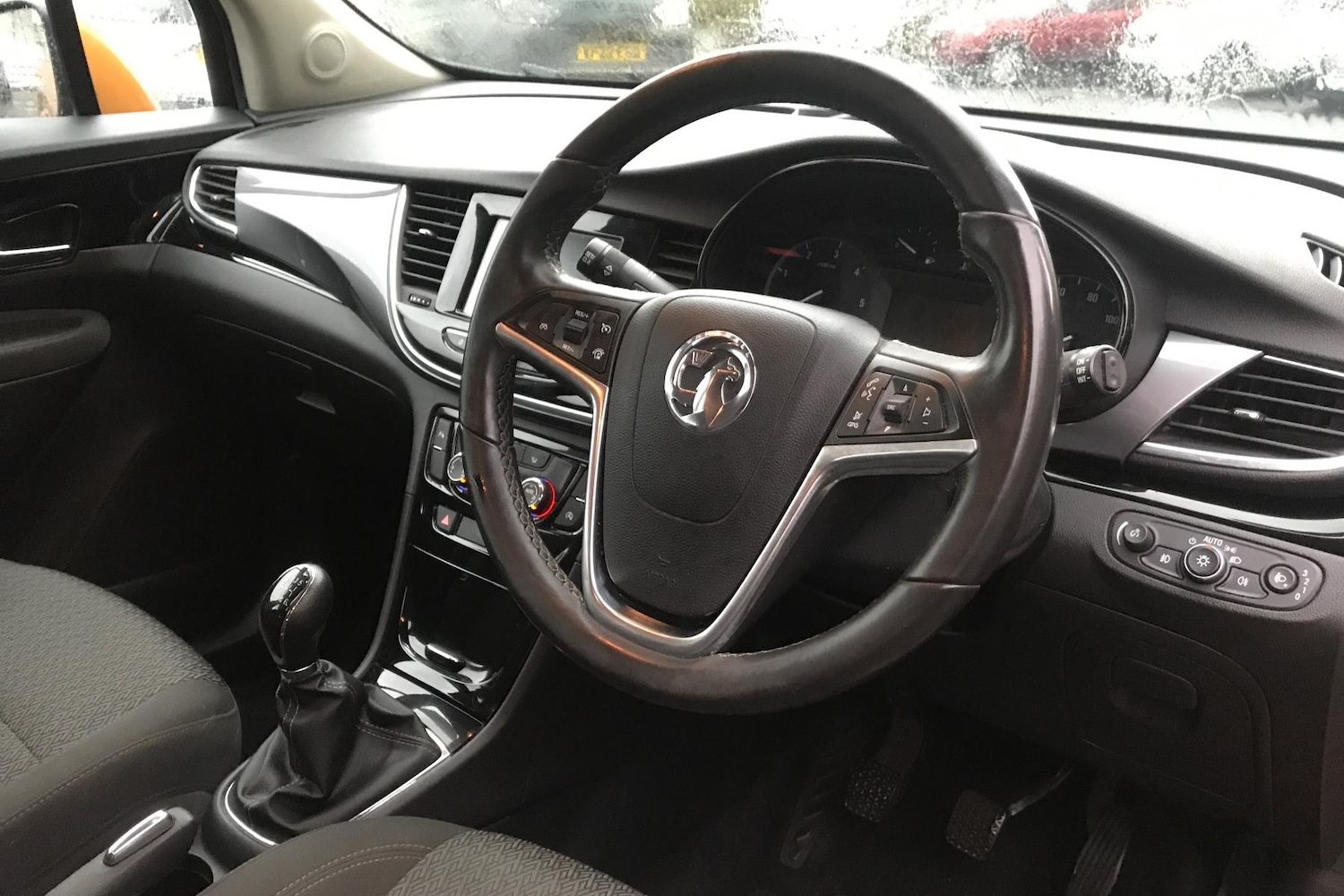 Used Vauxhall Mokka X 2018 for sale - 76461094: Photo 2