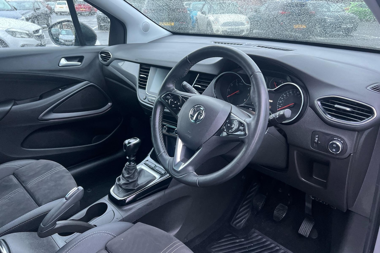 Used Vauxhall Crossland 2022 for sale - 77601773: Photo 2