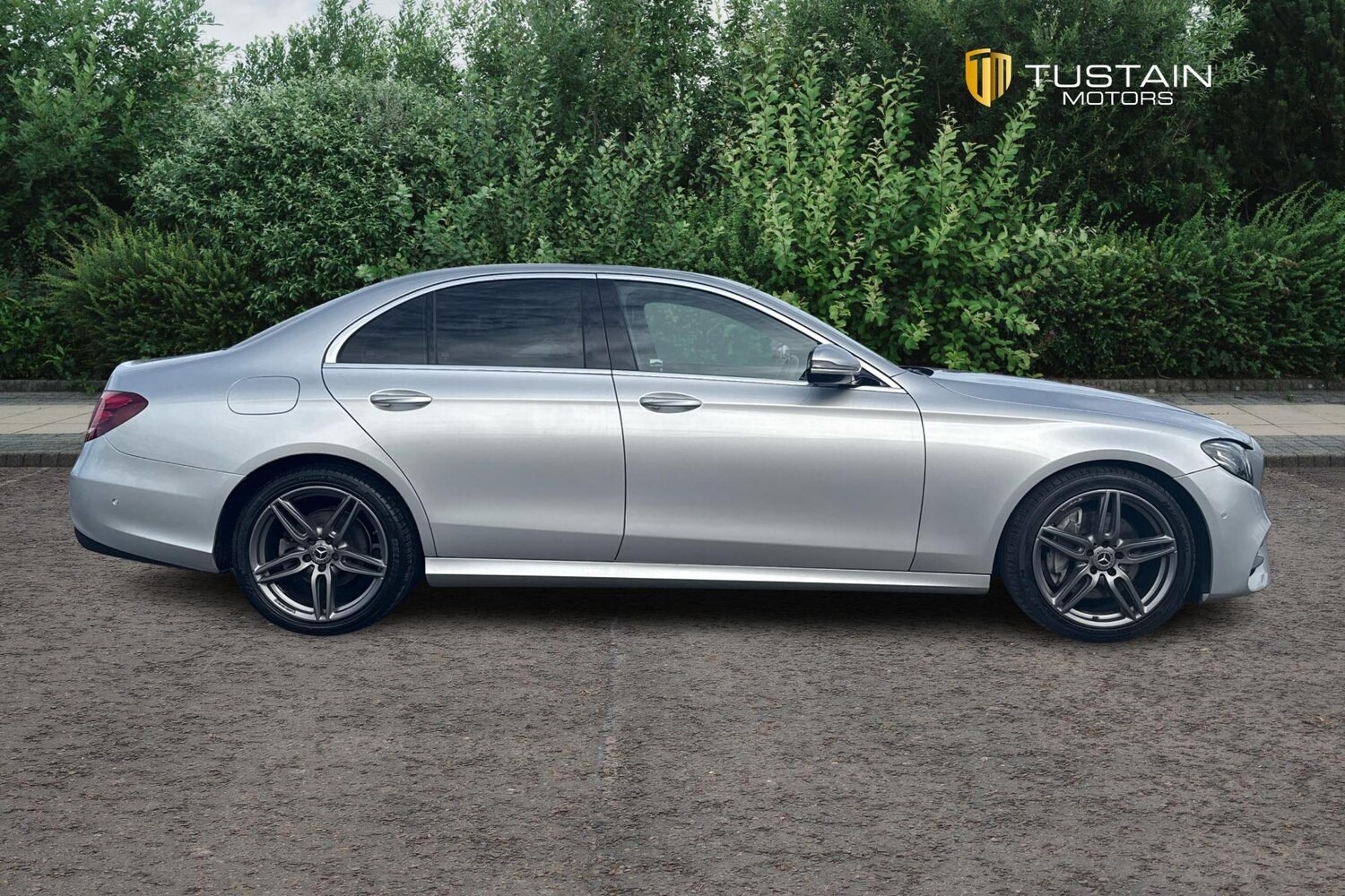 Used Mercedes-Benz E Class 2017 for sale - 77675231: Photo 8