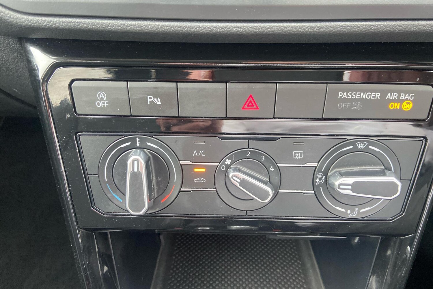 Used Volkswagen T-Cross for sale - 77298098: Photo 22