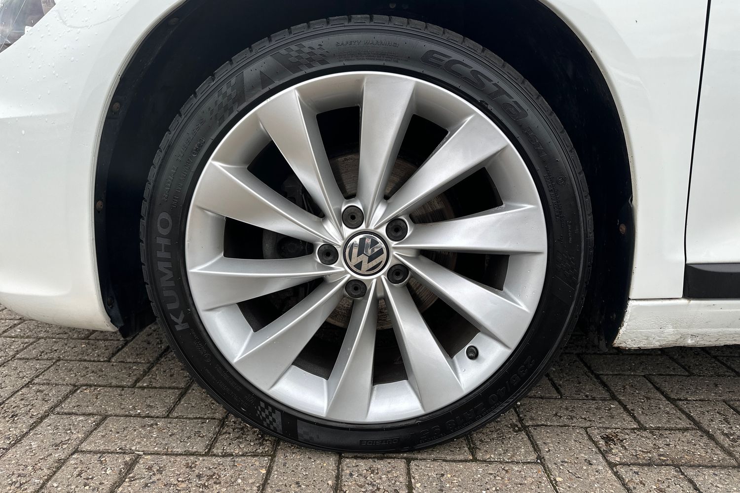 Used Volkswagen Scirocco 2017 for sale - 76718638: Photo 3