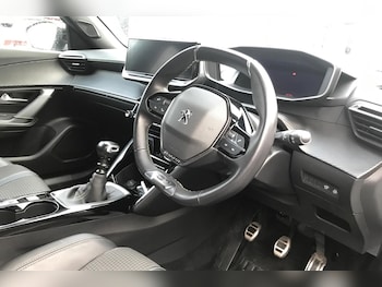 Used Peugeot 2008 2022 for sale - 76827837: Photo