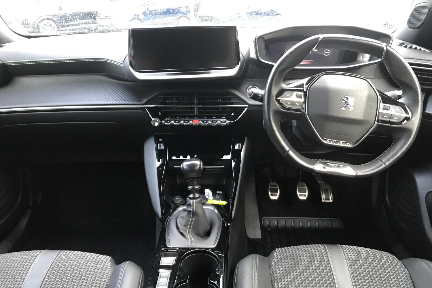 Used Peugeot 2008 2022 for sale - 76827837: Photo 4