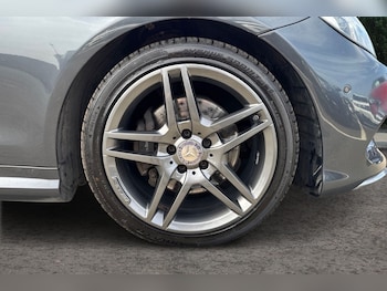 Used Mercedes-Benz E Class 2015 for sale - 78937099: Photo
