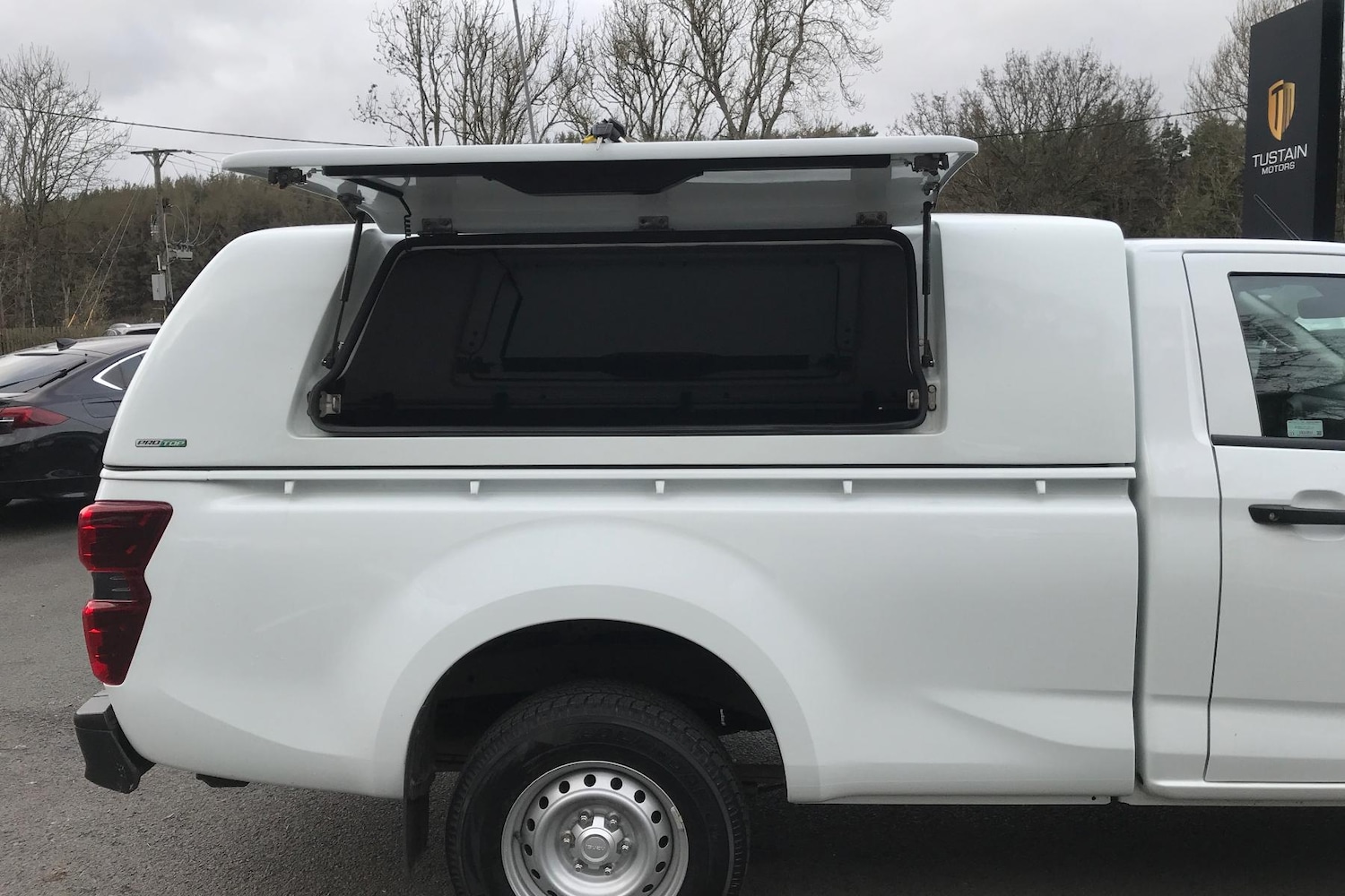 Used Isuzu D-Max 2023 for sale - 76905899: Photo 16