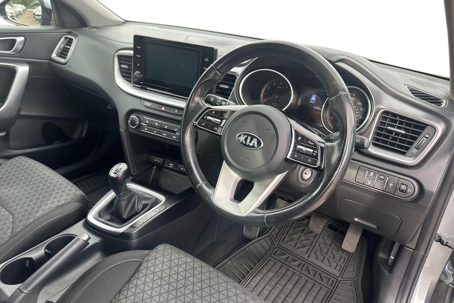 Used Kia XCeed 2020 for sale - 77815246: Photo 2