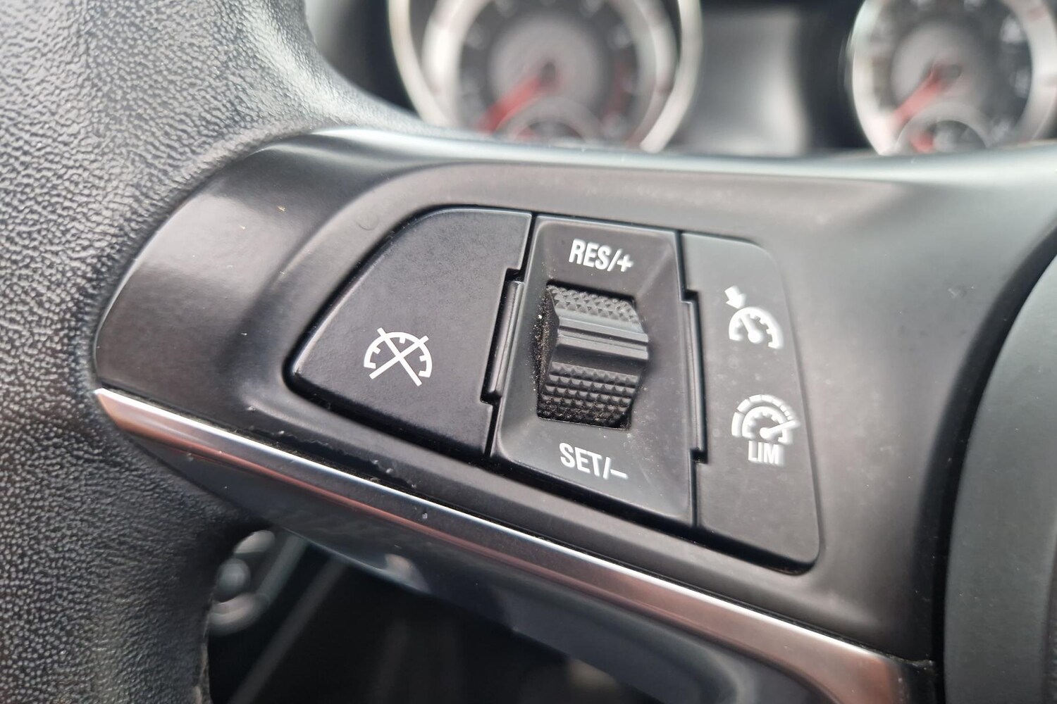 Used Vauxhall ADAM 2015 for sale - 77443802: Photo 22