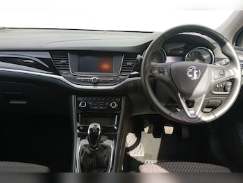 Used Vauxhall Astra undefined for sale - 78210626: Photo