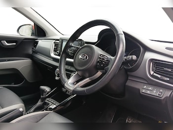 Used Kia Stonic 2020 for sale - 79156222: Photo