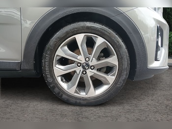 Used Kia Stonic 2020 for sale - 79156222: Photo