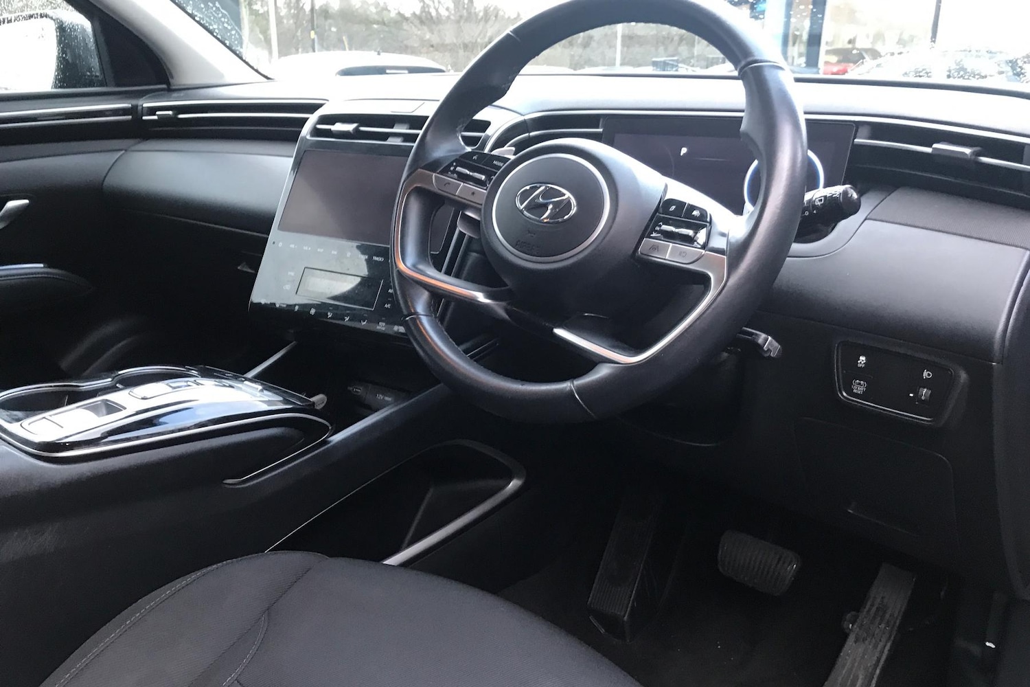 Used Hyundai TUCSON 2022 for sale - 76805210: Photo 2