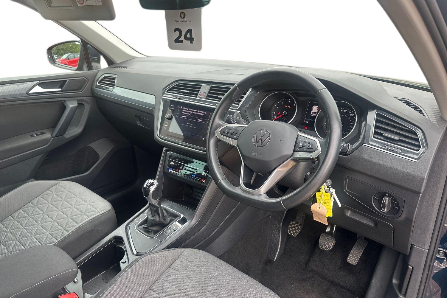 Used Volkswagen Tiguan 2022 for sale - 76805201: Photo 2