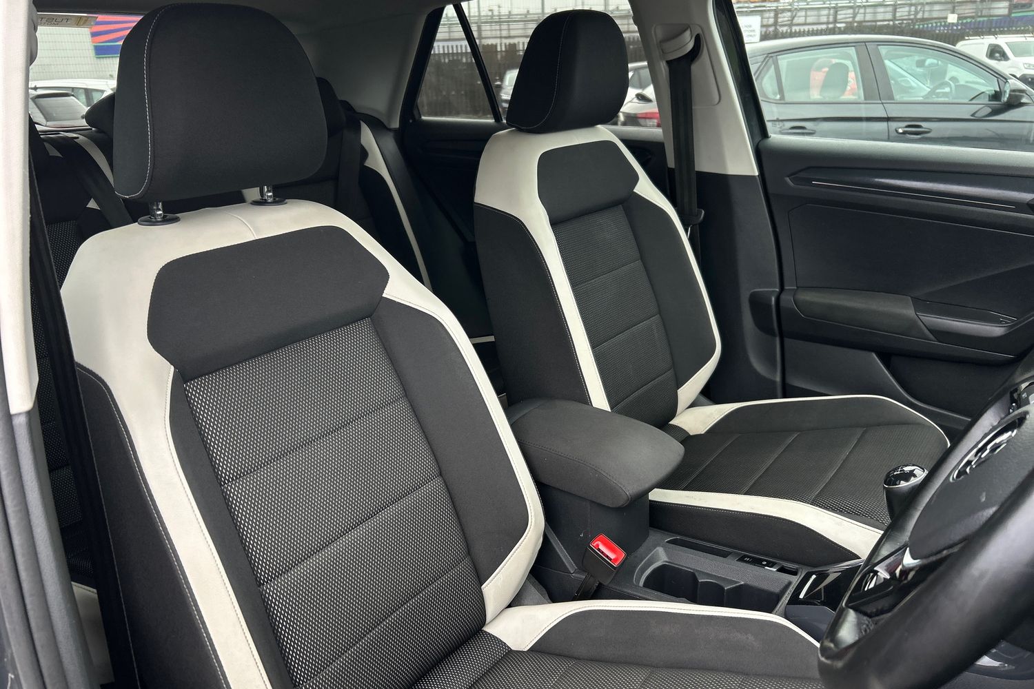 Used Volkswagen T-Roc 2018 for sale - 77774184: Photo 15