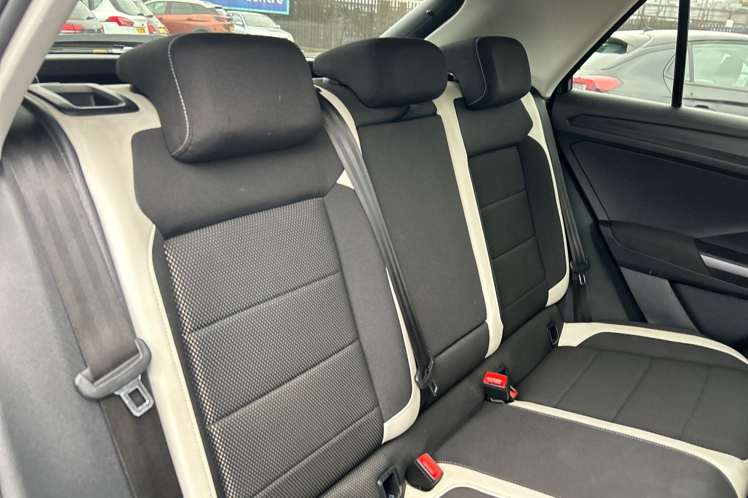 Used Volkswagen T-Roc 2018 for sale - 77774184: Photo 16