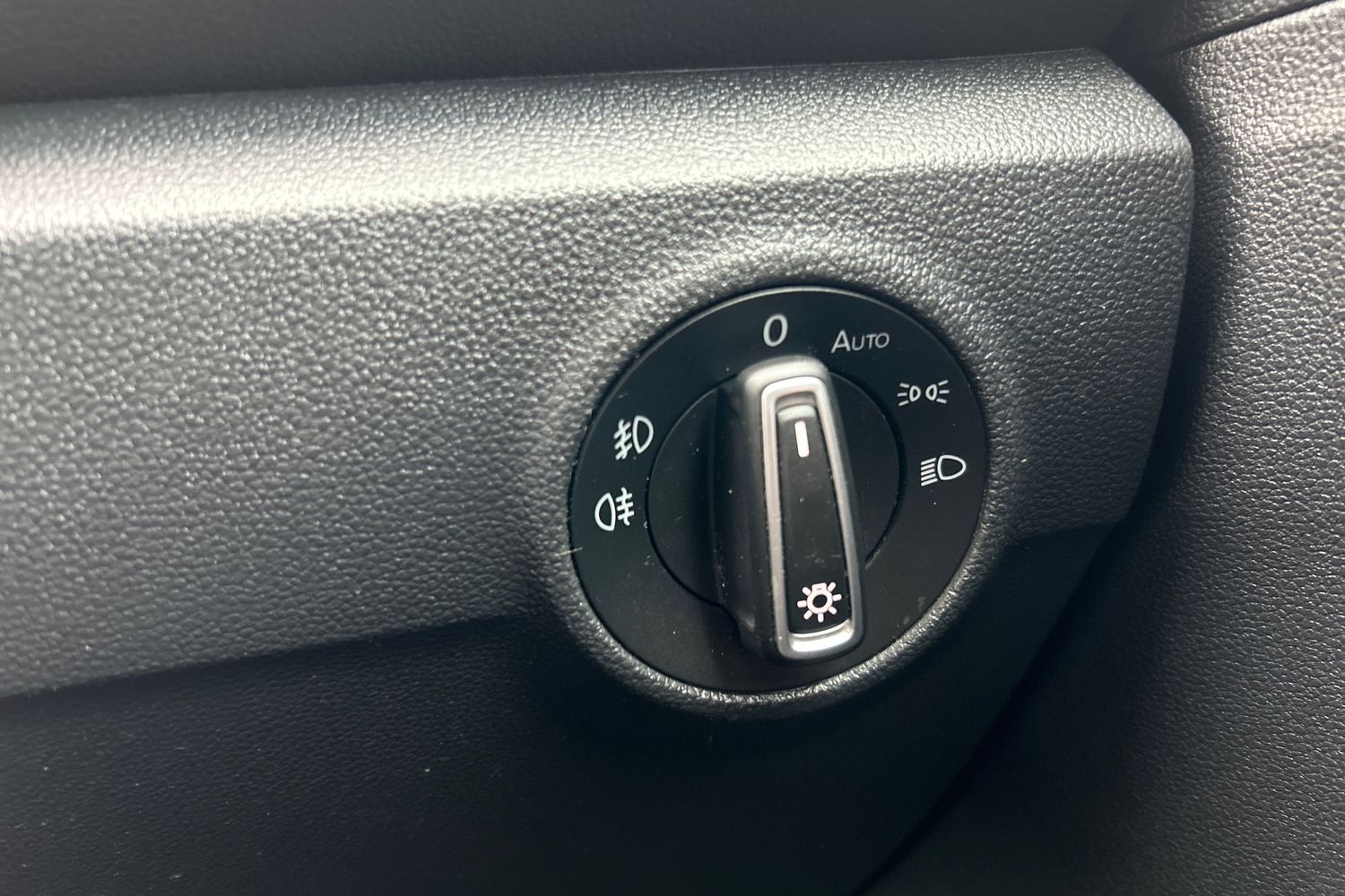 Used Volkswagen T-Roc 2018 for sale - 77774184: Photo 19