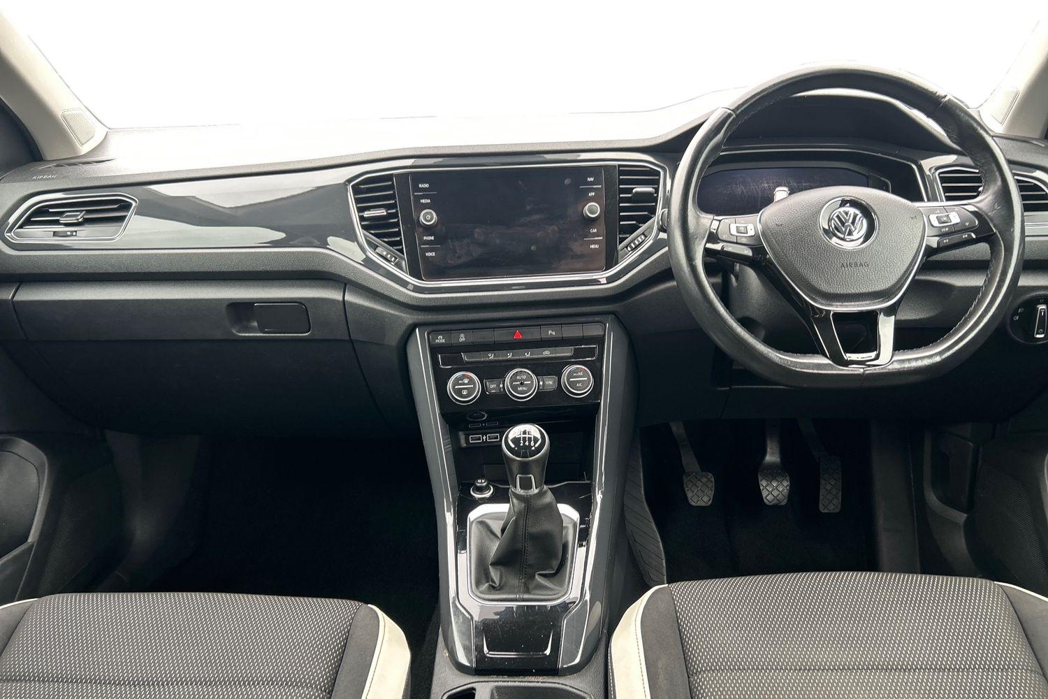 Used Volkswagen T-Roc 2018 for sale - 77774184: Photo 4