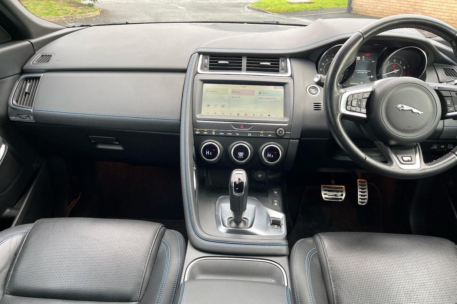 Used Jaguar E-Pace 2018 for sale - 78024908: Photo 4