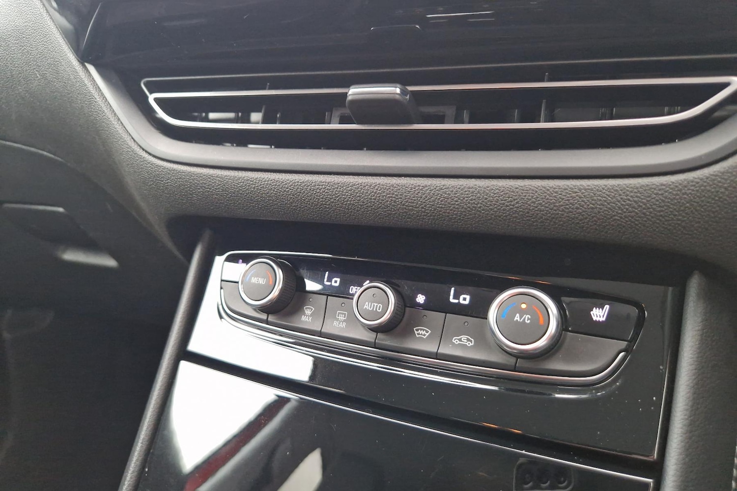 Used Vauxhall Grandland 2023 for sale - 77135240: Photo 21