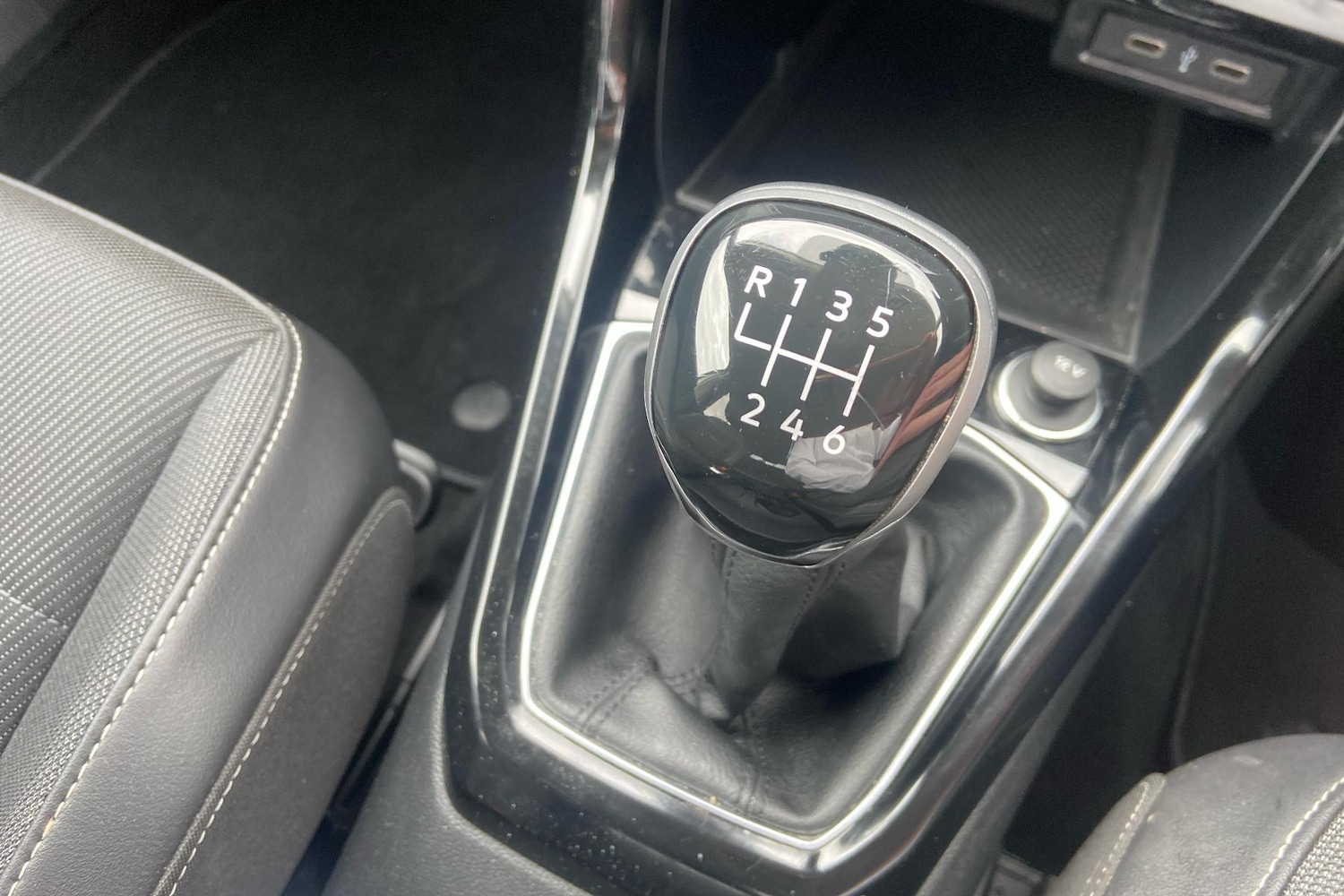 Used Volkswagen T-Cross 2022 for sale - 76705397: Photo 14