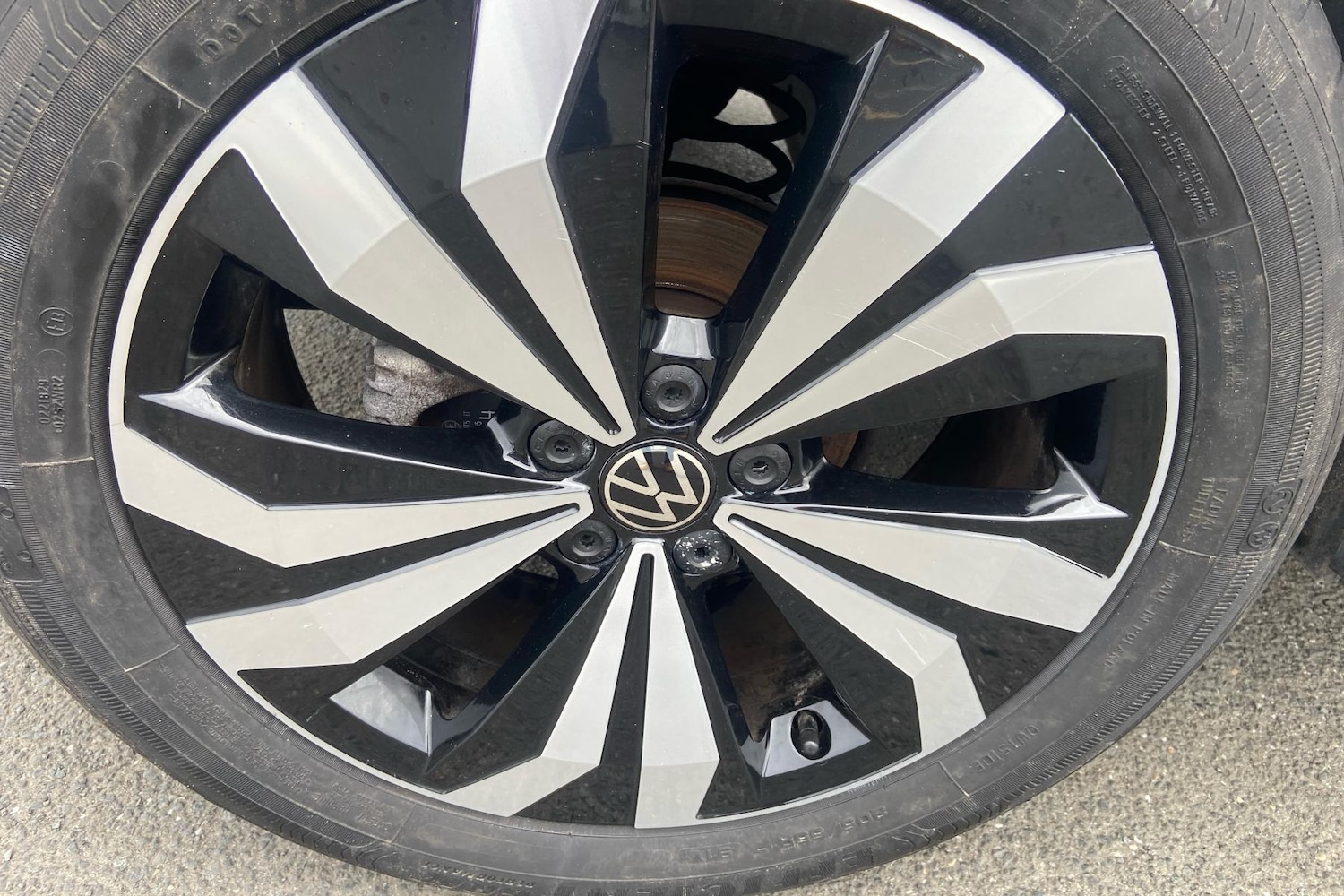 Used Volkswagen T-Cross 2022 for sale - 76705397: Photo 3