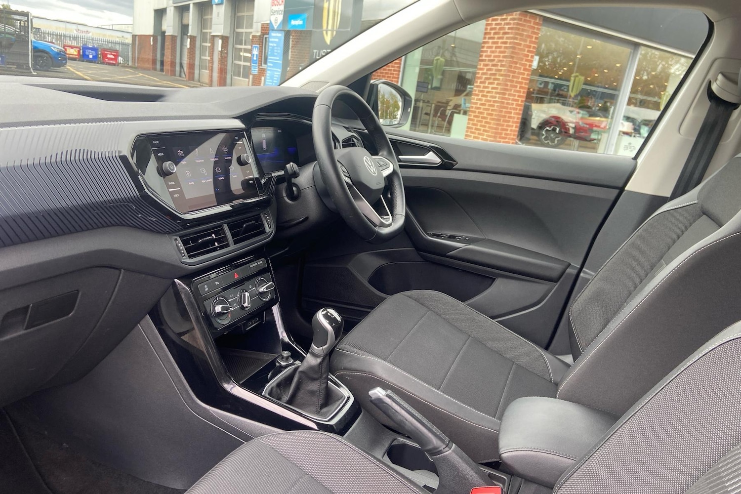 Used Volkswagen T-Cross 2022 for sale - 76705397: Photo 5