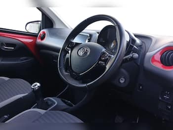 Used Toyota AYGO 2019 for sale - 79779104: Photo