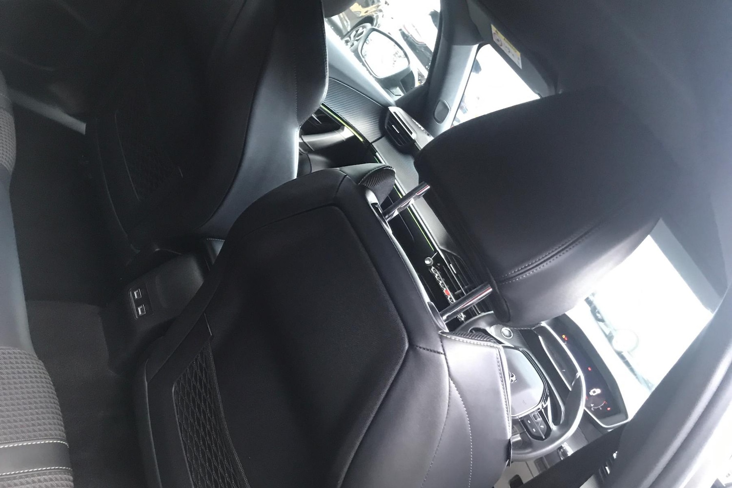 Used Peugeot 2008 2022 for sale - 77011392: Photo 18