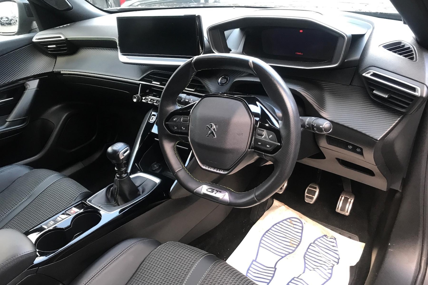 Used Peugeot 2008 2022 for sale - 77011392: Photo 2