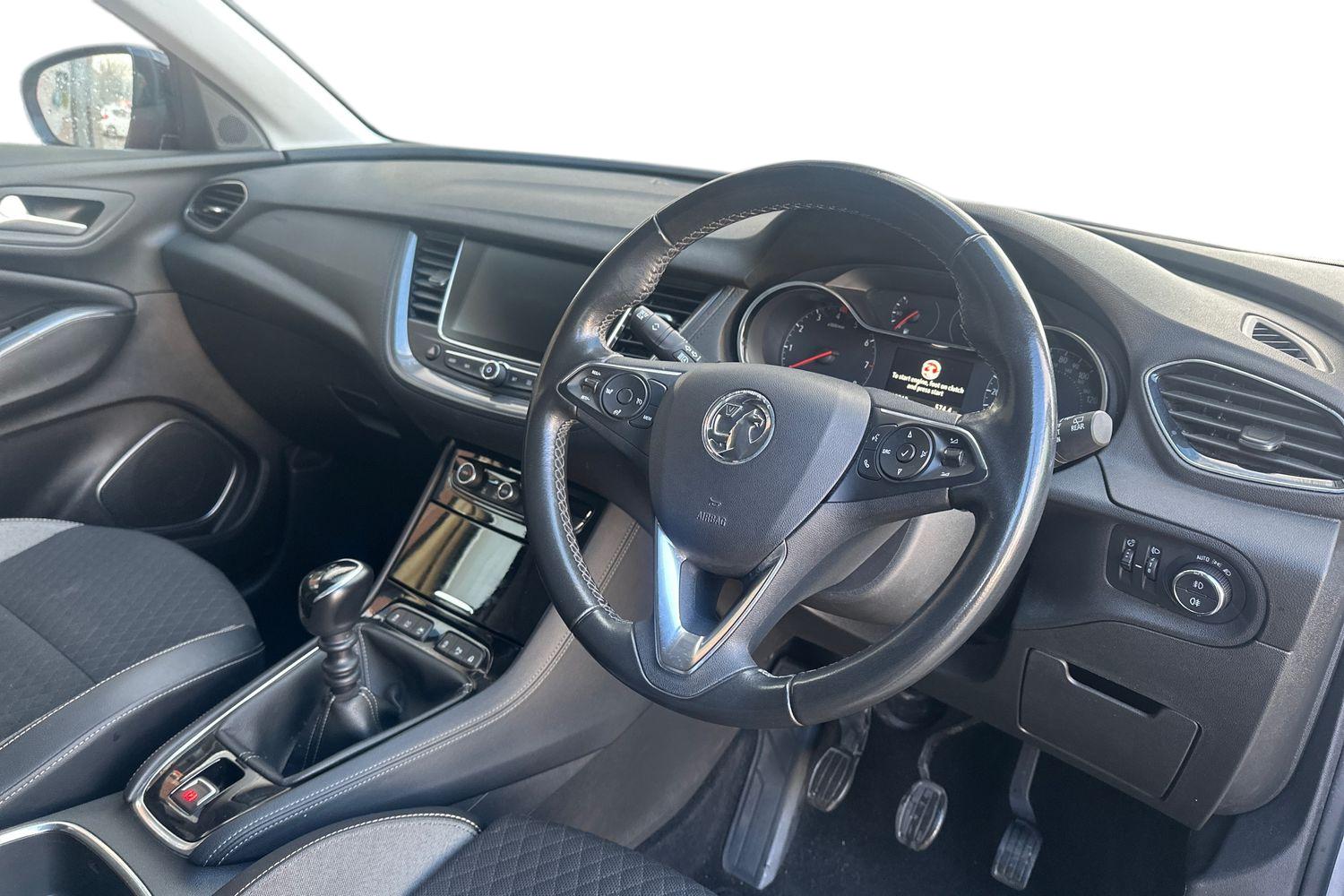 Used Vauxhall Grandland X 2021 for sale - 77351016: Photo 2