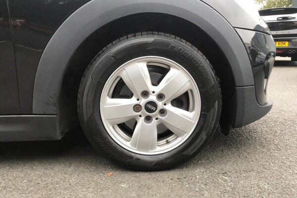 Used MINI Hatch 2017 for sale - 76298210: Photo 3