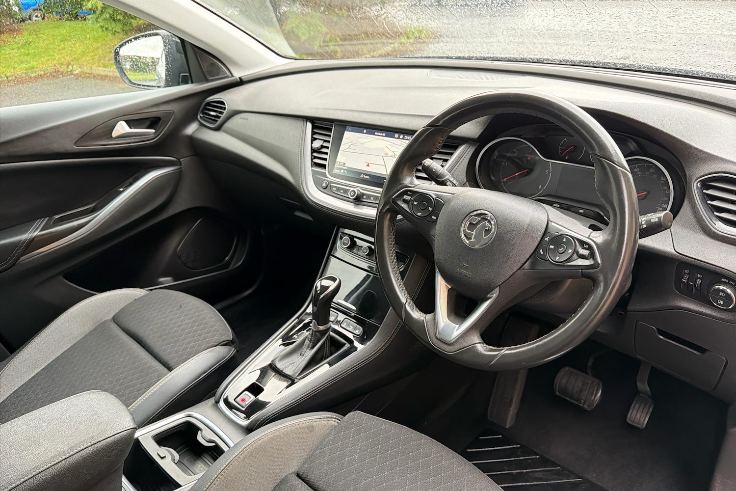 Used Vauxhall Grandland X 2019 for sale - 77443814: Photo 2
