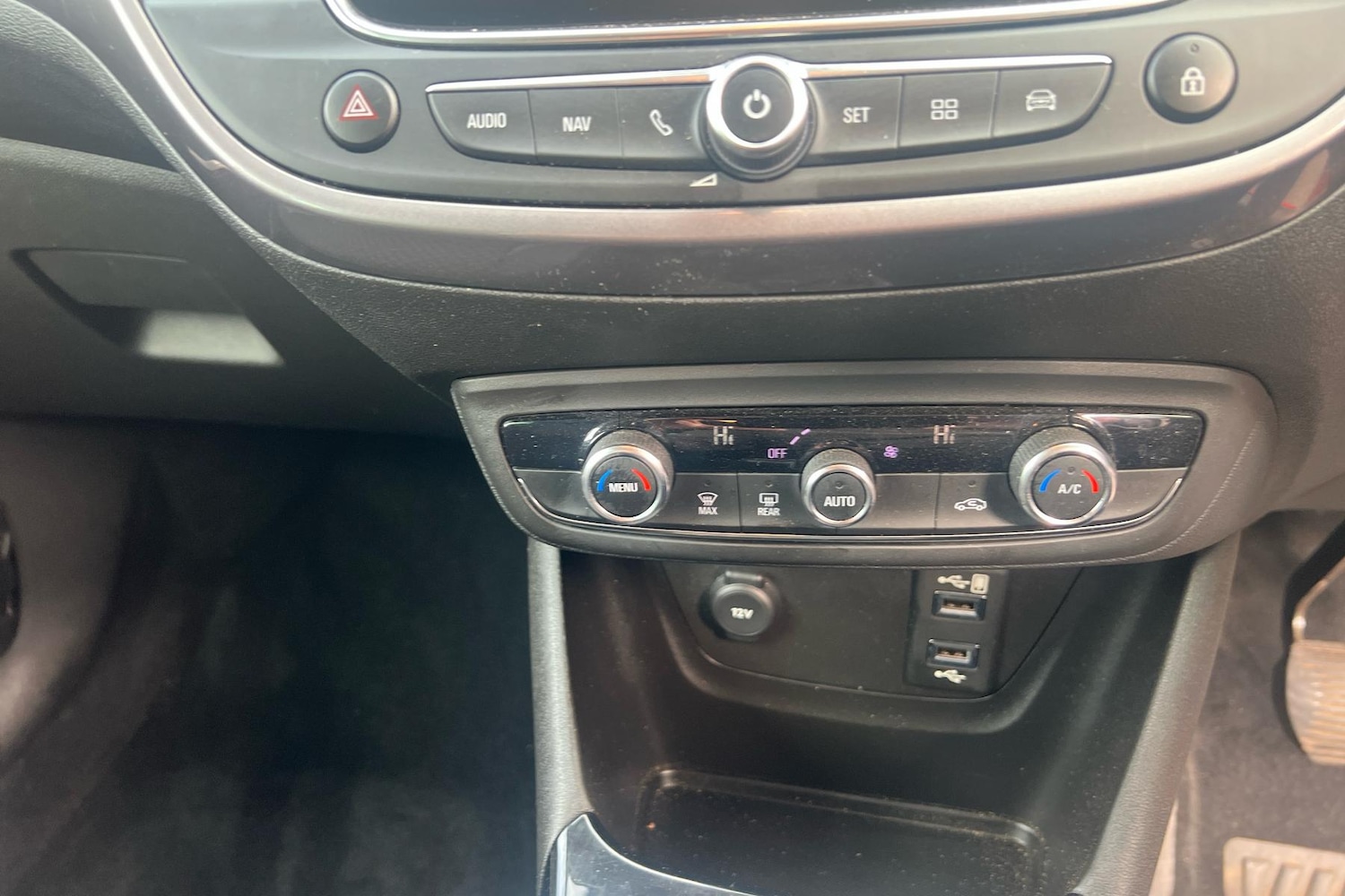 Used Vauxhall Crossland X 2018 for sale - 76516088: Photo 17
