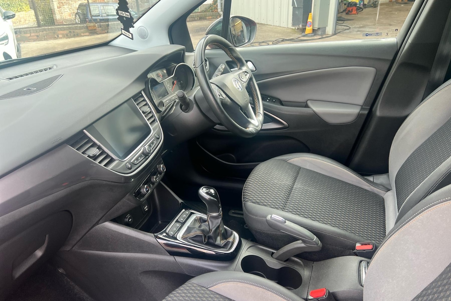 Used Vauxhall Crossland X 2018 for sale - 76516088: Photo 5